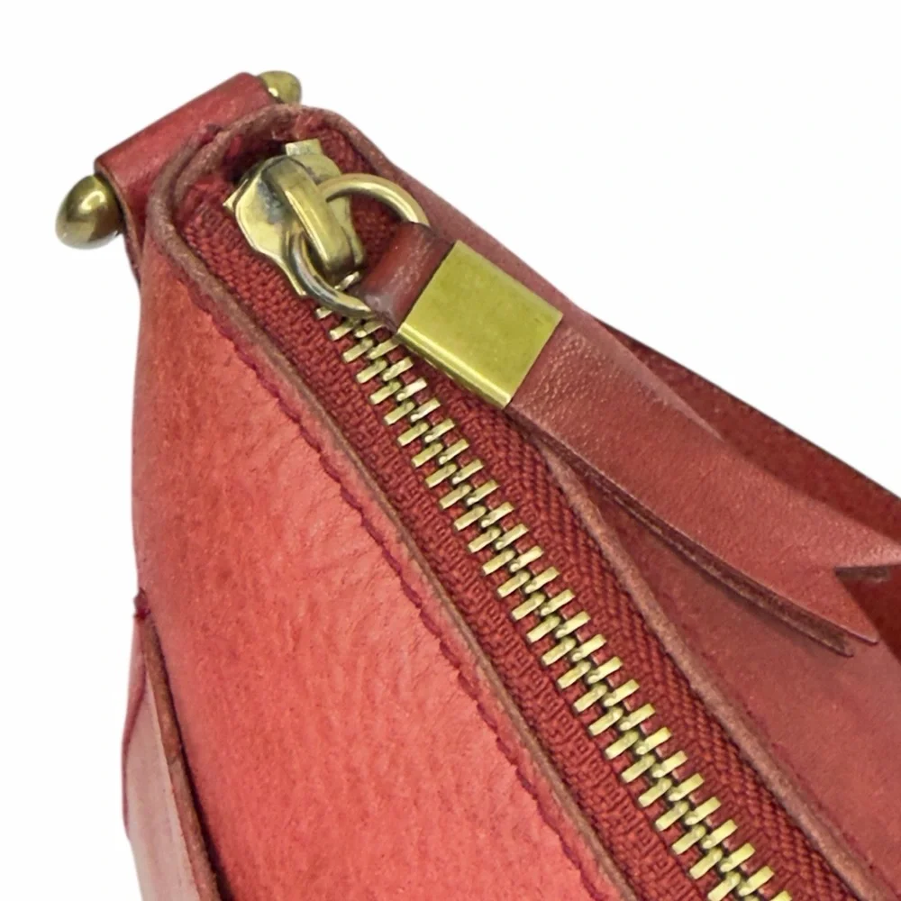 Madewell The Transport Crossbody Strap in Red Leather Front Pocket Bag